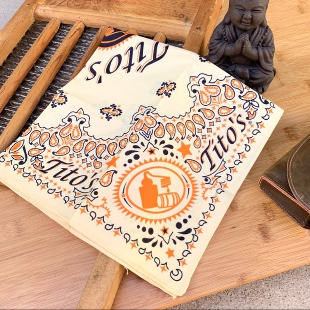 ✨VINTAGE TITO’S VODKA MULTI USE BANDANA New!